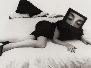 Lynn Hershman Leeson, Seduction, 1990. Gelatin silver print. di Rosa collection, Napa.